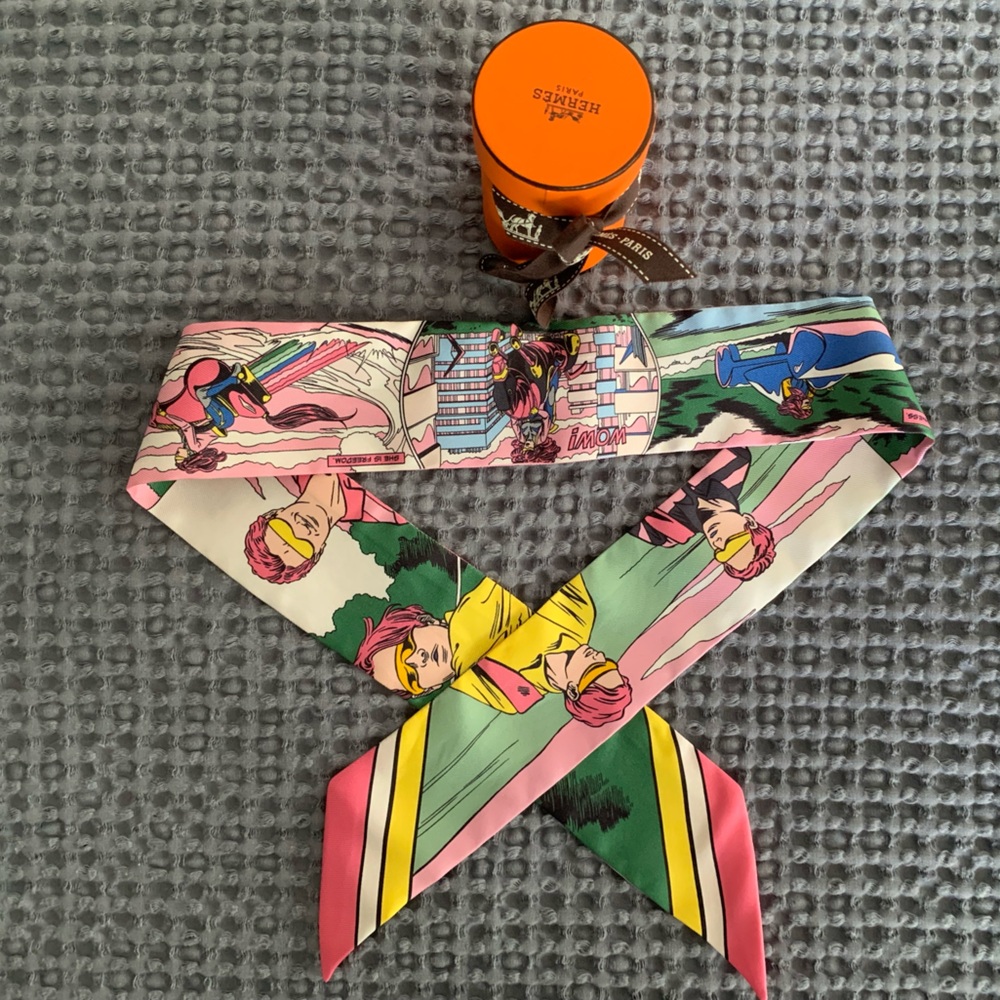 Authentic Hermès WOW Twilly